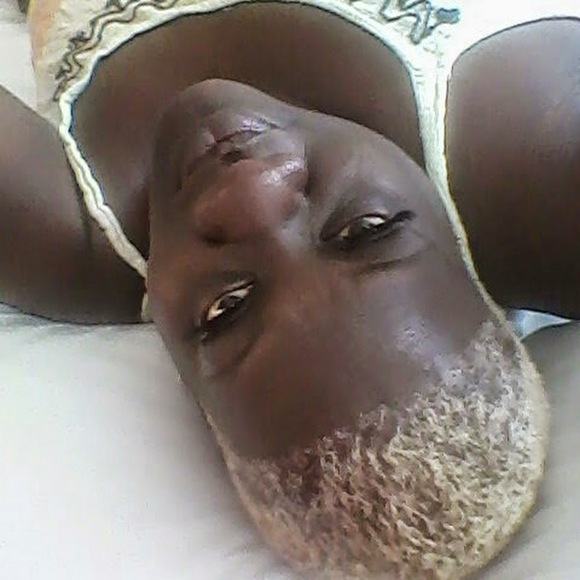 Meet your Posher, Ceslynn - Picture 1 of 1